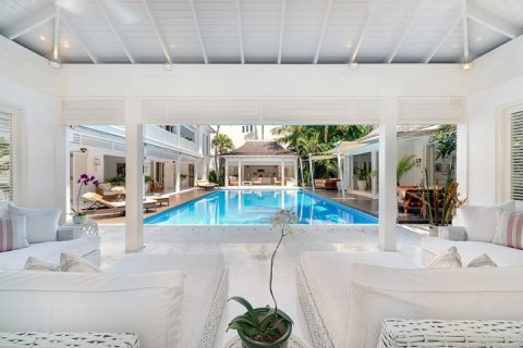 Вилла с 4 спальнями в Seminyak, Бадунг, Индонезия № 714 21