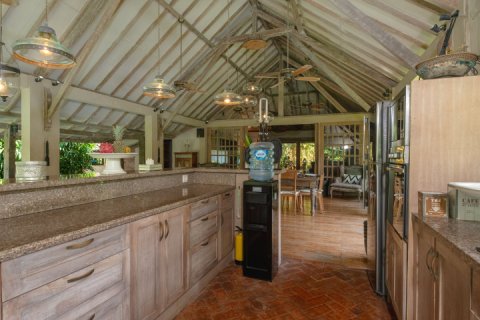 Вилла с 4 спальнями в Seminyak, Бадунг, Индонезия № 8900 14