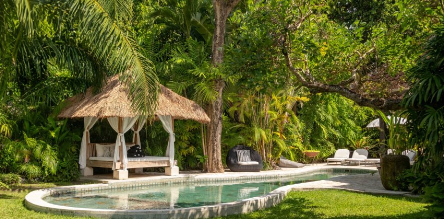 Вилла с 4 спальнями в Seminyak, Бадунг, Индонезия № 8900