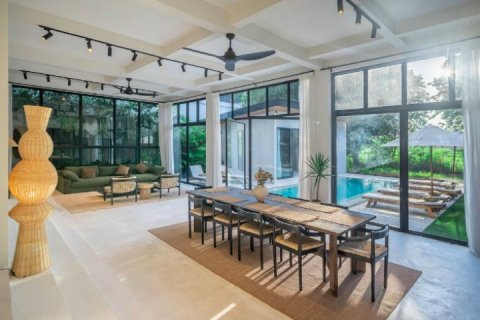 5 bedrooms Villa in Canggu, Badung, Indonesia No. 9063 9