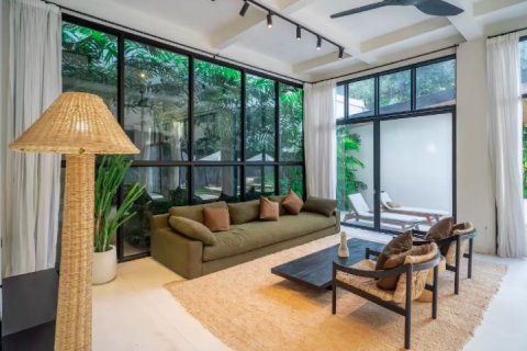 5 bedrooms Villa in Canggu, Badung, Indonesia No. 9063 12