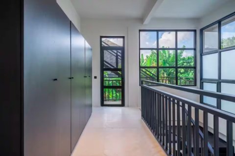 5 bedrooms Villa in Canggu, Badung, Indonesia No. 9063 15
