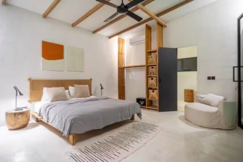 5 bedrooms Villa in Canggu, Badung, Indonesia No. 9063 16