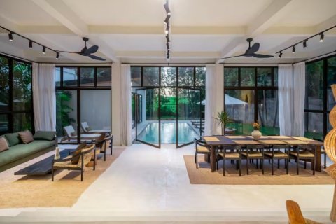 5 bedrooms Villa in Canggu, Badung, Indonesia No. 9063 7