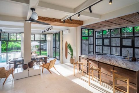 5 bedrooms Villa in Canggu, Badung, Indonesia No. 9063 11