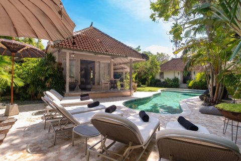 3 bedrooms Villa in Seminyak, Badung, Indonesia No. 8901