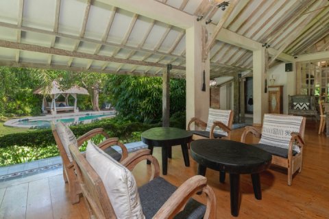 3 bedrooms Villa in Seminyak, Badung, Indonesia No. 8901 11