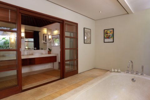 Вилла с 3 спальнями в Seminyak, Бадунг, Индонезия № 954 9