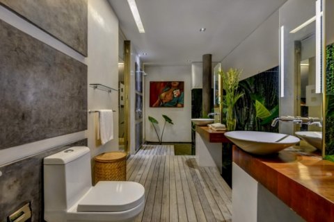 4 bedrooms Villa in Seminyak, Badung, Indonesia No. 951 17