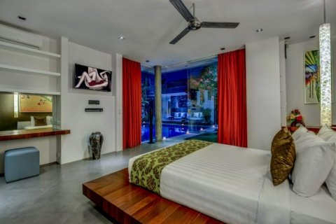 4 bedrooms Villa in Seminyak, Badung, Indonesia No. 951 20