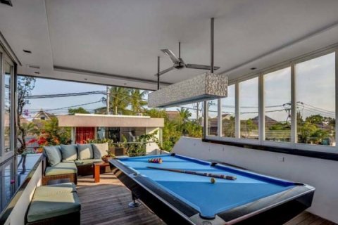 4 bedrooms Villa in Seminyak, Badung, Indonesia No. 951 9