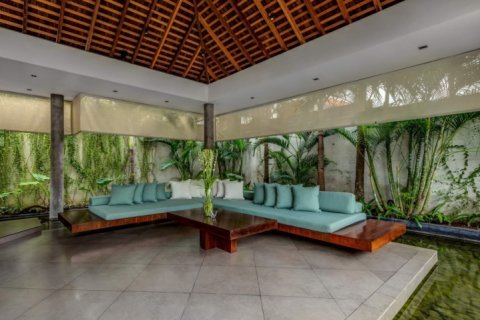 4 bedrooms Villa in Seminyak, Badung, Indonesia No. 951 7