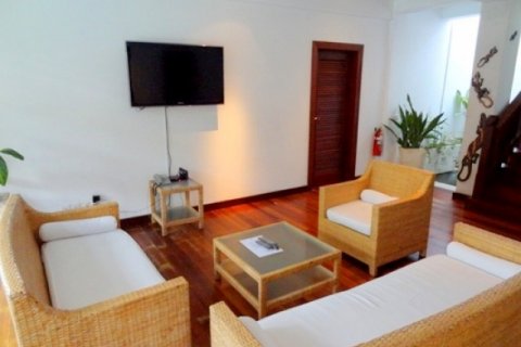 6 bedrooms Villa in South Denpasar, Denpasar, Indonesia No. 759 14
