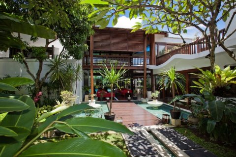 6 bedrooms Villa in South Denpasar, Denpasar, Indonesia No. 759 4