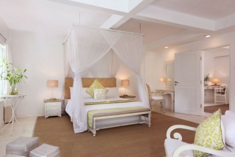 5 bedrooms Villa in Seminyak, Badung, Indonesia No. 764 28