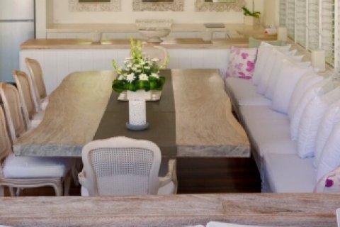 5 bedrooms Villa in Seminyak, Badung, Indonesia No. 764 11