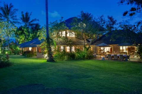 5 bedrooms Villa in Seminyak, Badung, Indonesia No. 763 20