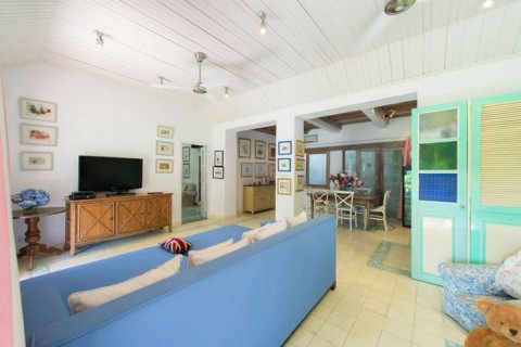 5 bedrooms Villa in Seminyak, Badung, Indonesia No. 763 4
