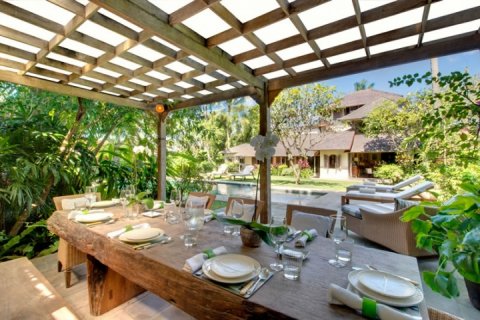5 bedrooms Villa in Seminyak, Badung, Indonesia No. 763 14