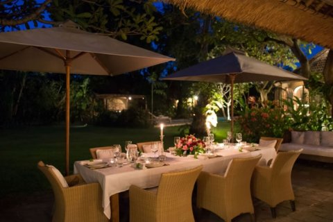 5 bedrooms Villa in Seminyak, Badung, Indonesia No. 763 3