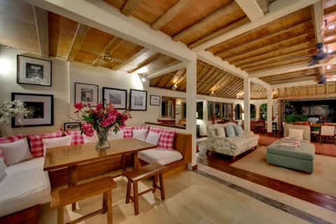 5 bedrooms Villa in Seminyak, Badung, Indonesia No. 763 2