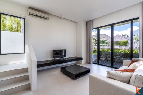 3 bedrooms Villa in Tibubeneng, Badung, Indonesia No. 11237 4