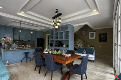 5 bedrooms Villa in Badung, Indonesia No. 11234 3