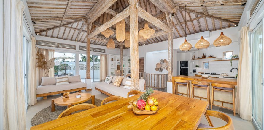 4 bedrooms Apartment in SUNSET VILLA Pererenan, Indonesia No. 9436