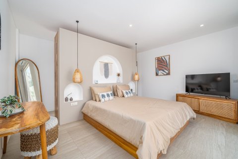 SUNSET VILLA in Pererenan, Indonesia No. 9435 14