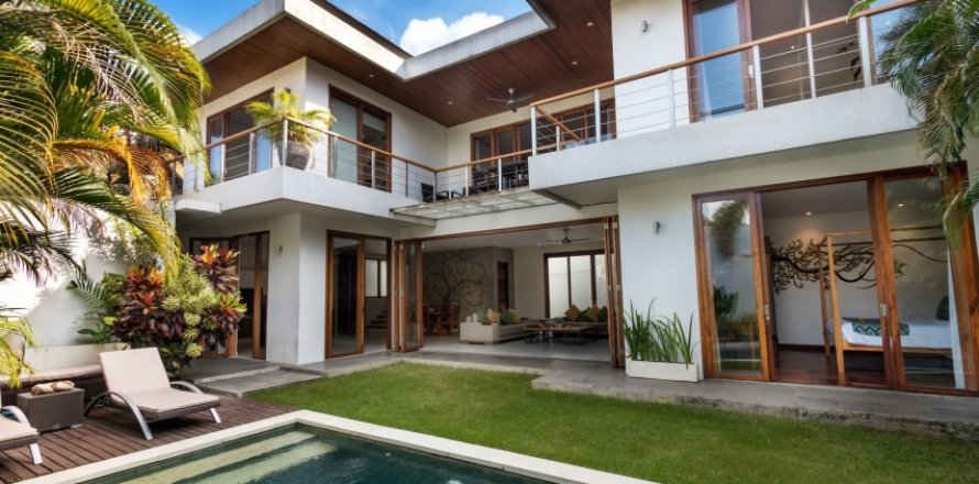 Вилла с 3 спальнями в Seminyak, Бадунг, Индонезия № 1399