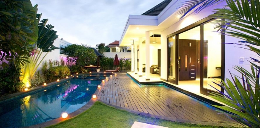 Вилла с 3 спальнями в Nusa Dua, Бадунг, Индонезия № 1404