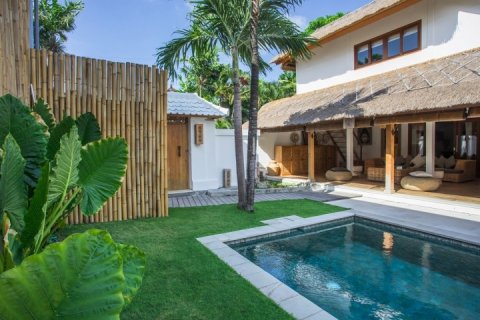 Вилла с 3 спальнями в Seminyak, Бадунг, Индонезия № 1401 3