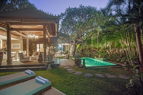 Вилла с 7 спальнями в Canggu, Бадунг, Индонезия № 675 19