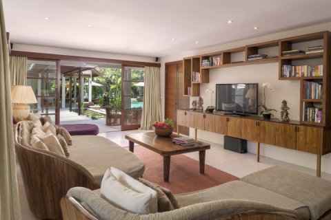 Вилла с 6 спальнями в Seminyak, Бадунг, Индонезия № 673 7