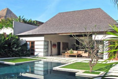 6 bedrooms Villa in Seminyak, Badung, Indonesia No. 633 12