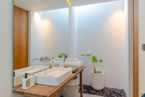 2 bedrooms Villa in Canggu, Badung, Indonesia No. 10625 23
