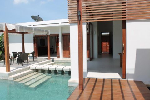3 bedrooms Villa in Canggu, Badung, Indonesia No. 1761 8