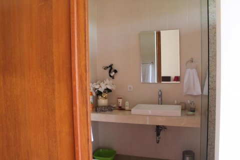 3 bedrooms Villa in Canggu, Badung, Indonesia No. 1761 13