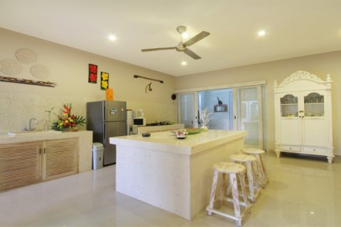 3 bedrooms Villa in Seminyak, Badung, Indonesia No. 1735 6