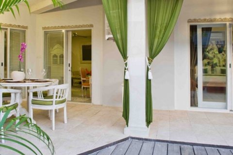 3 bedrooms Villa in Seminyak, Badung, Indonesia No. 1735 3