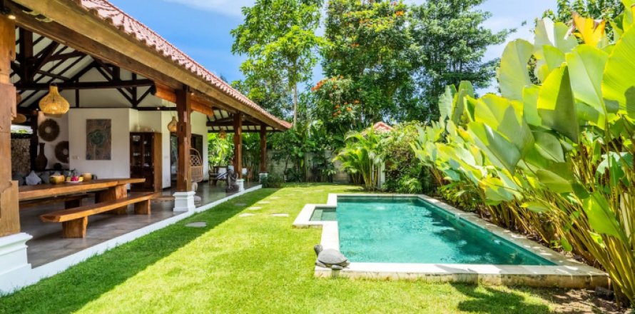 2 bedrooms Villa in South Kuta, Badung, Indonesia No. 1730