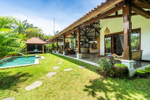 2 bedrooms Villa in South Kuta, Badung, Indonesia No. 1730 6