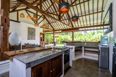 2 bedrooms Villa in South Kuta, Badung, Indonesia No. 1730 8