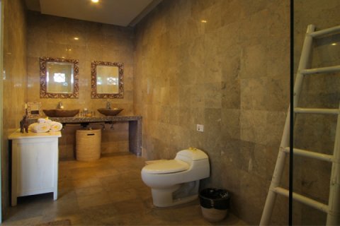 3 bedrooms Villa in Seminyak, Badung, Indonesia No. 1734 28