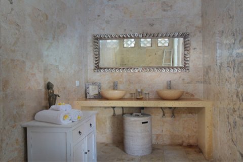 3 bedrooms Villa in Seminyak, Badung, Indonesia No. 1734 23