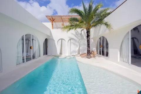 3 bedrooms Villa in Denpasar, Indonesia No. 10780