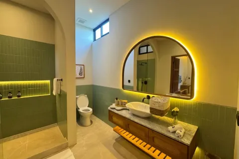 4 bedrooms Villa in Pererenan, Mengwi, Badung, Indonesia No. 10782 12