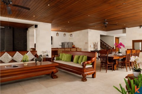3 bedrooms Villa in Canggu, Badung, Indonesia No. 11314 5