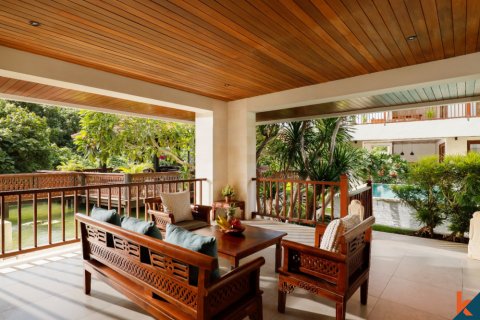6 bedrooms Villa in Canggu, Badung, Indonesia No. 11313 11