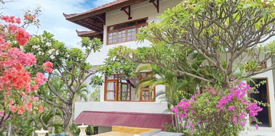 6 bedrooms Villa in Lovina, Anturan, Buleleng, Indonesia No. 11317